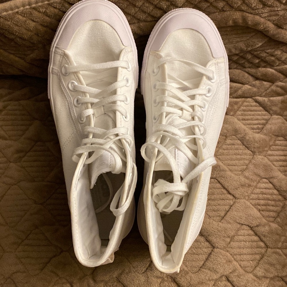 High Top Adidas Originals Platform Sneakers